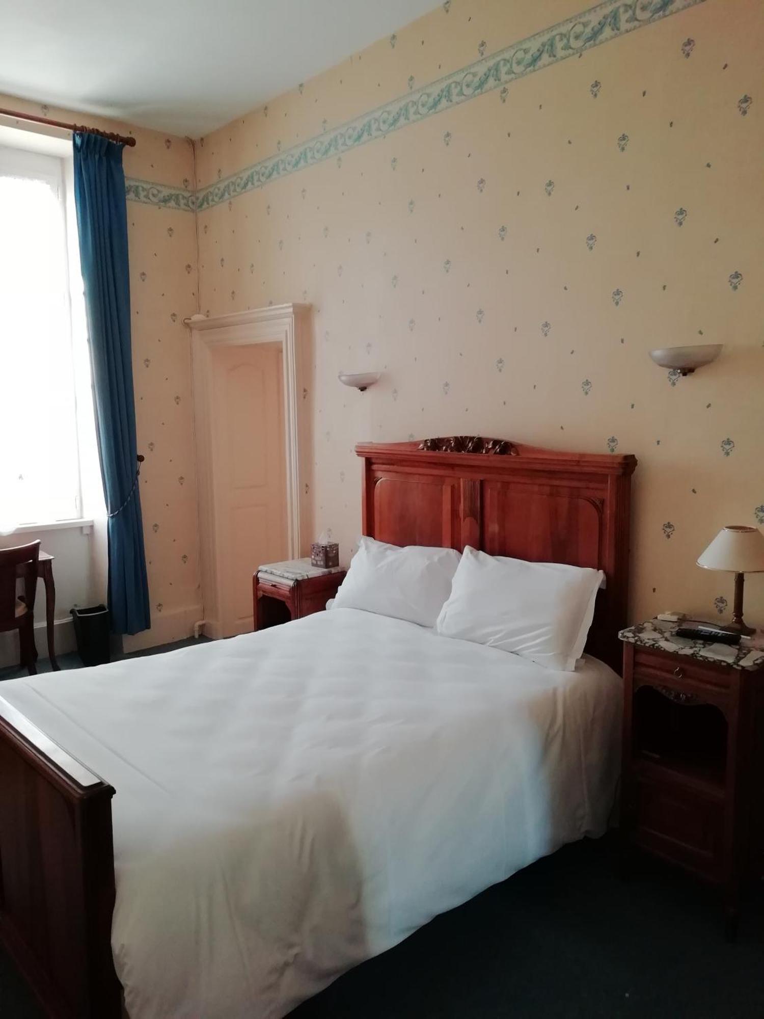 Hotel Du Berry Aigurande Eksteriør bilde