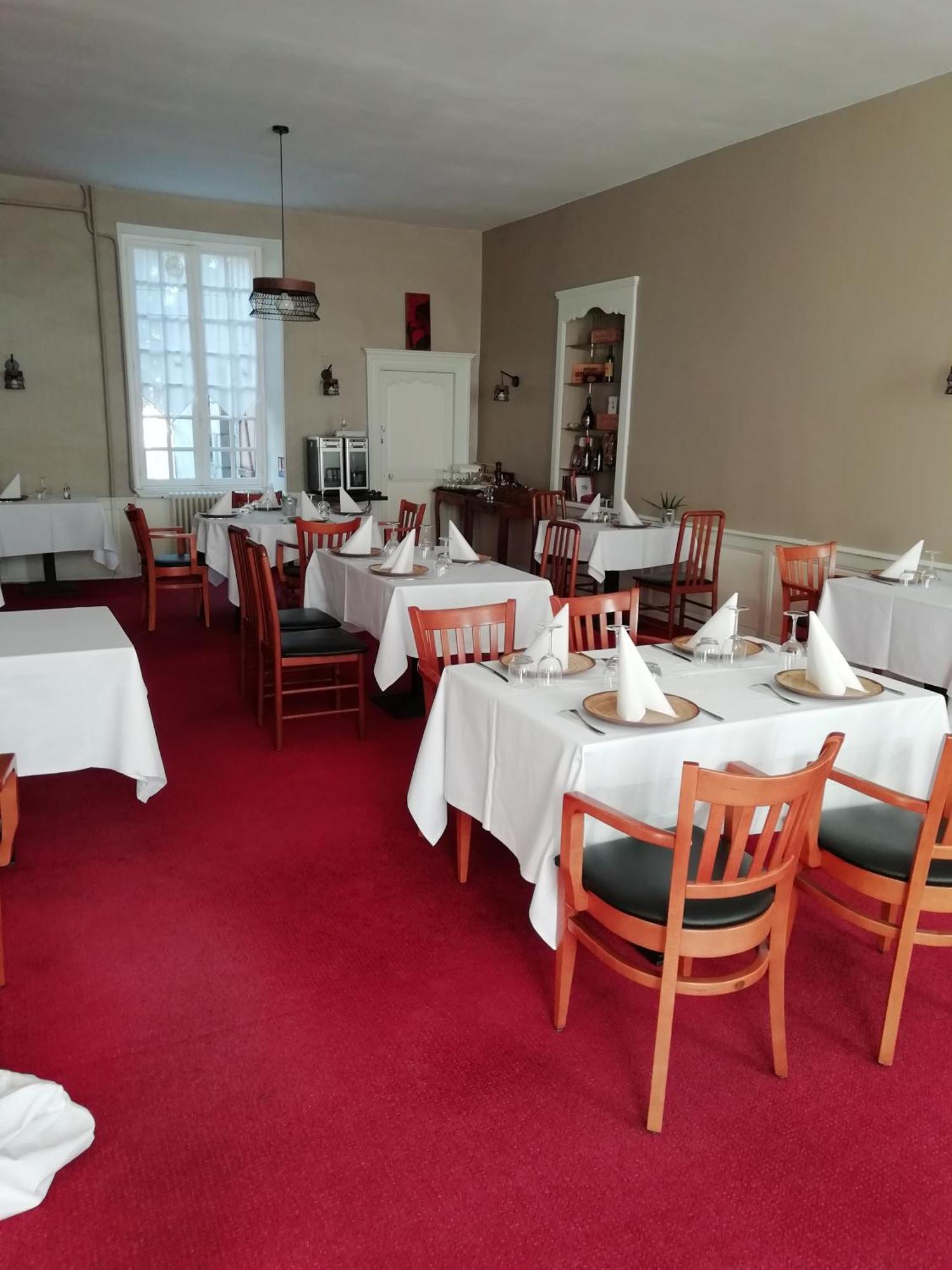 Hotel Du Berry Aigurande Eksteriør bilde