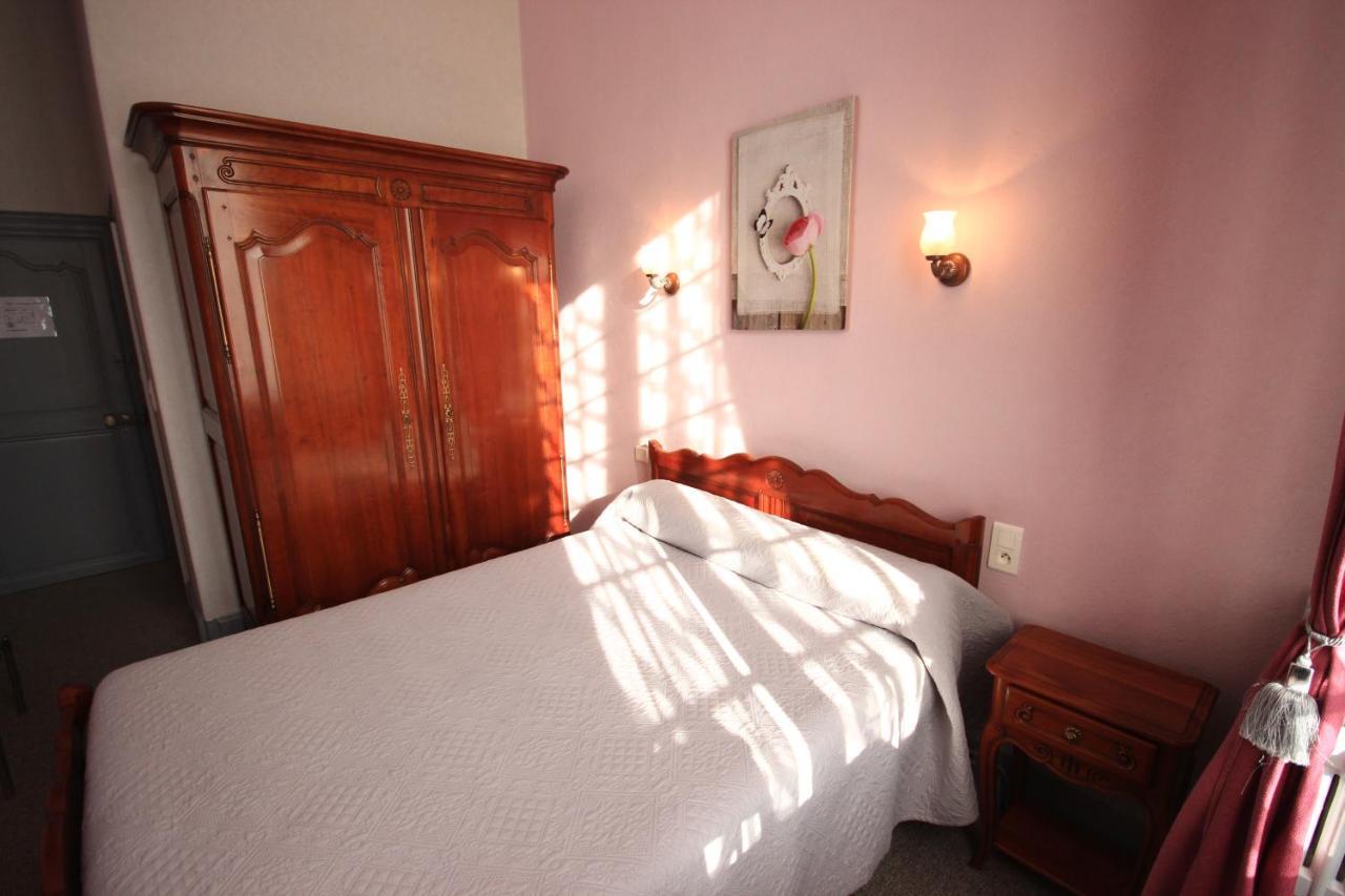 Hotel Du Berry Aigurande Eksteriør bilde