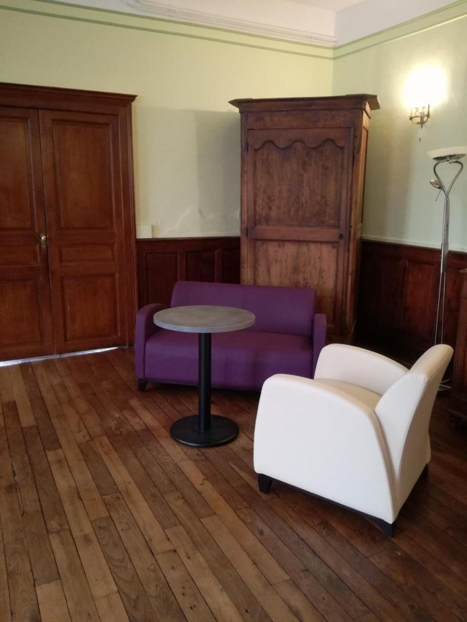 Hotel Du Berry Aigurande Eksteriør bilde